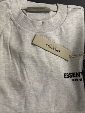 ESSENTIALS Fear of God Light Gray Logo Tee